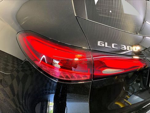 New 2026 Mercedes-Benz GLC 300 4MATIC image 5