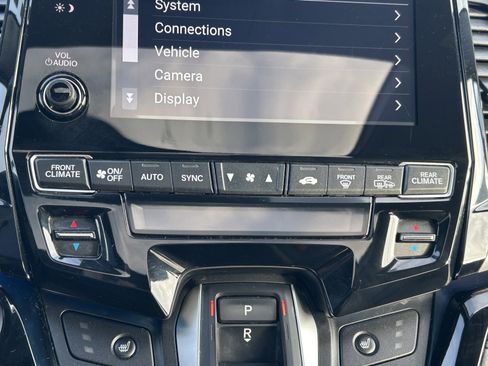Used 2023 Honda Odyssey Touring image 27