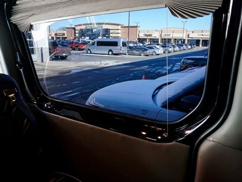 Used 2014 Mercedes-Benz Sprinter 2500 image 55