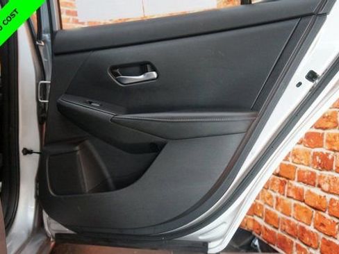 Certified 2022 Nissan Sentra SV image 47