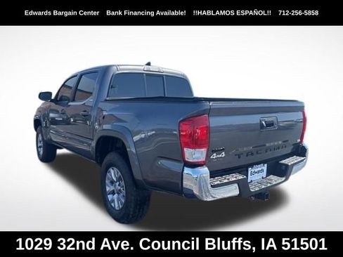 Used 2017 Toyota Tacoma SR5 w/ Tow Package AWD/4WD image 5
