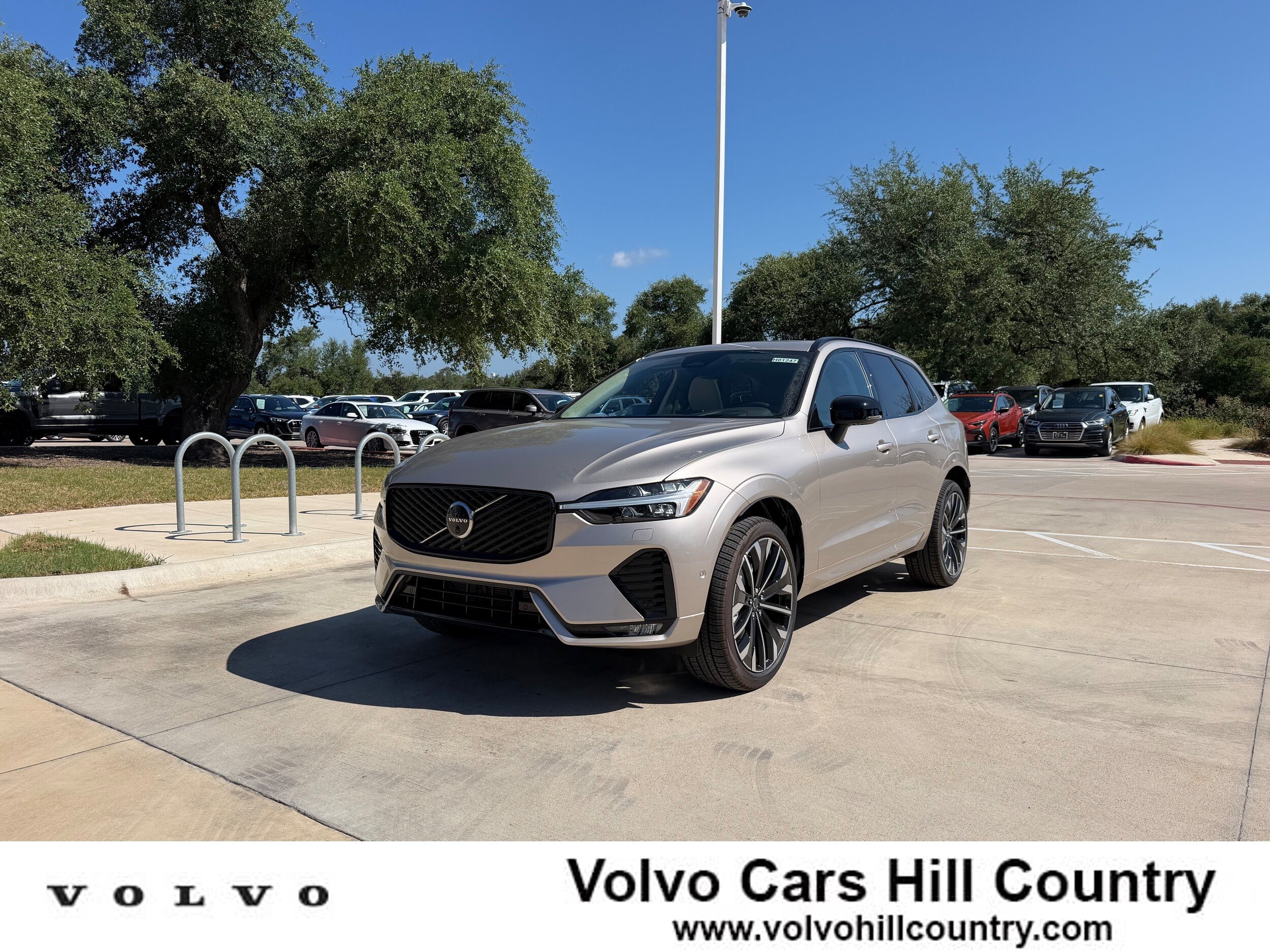 New 2026 Volvo XC60 B5 Ultra w/ Protection Package Premier AWD/4WD image 1