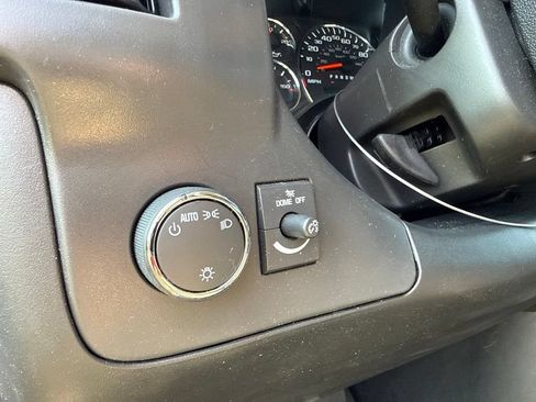 Used 2025 GMC Savana 2500 w/ Driver Convenience Package RWD image 7