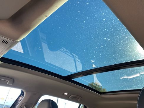 Used 2025 Volkswagen Atlas SEL image 25