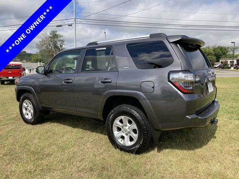Used 2023 Toyota 4Runner SR5 image 6