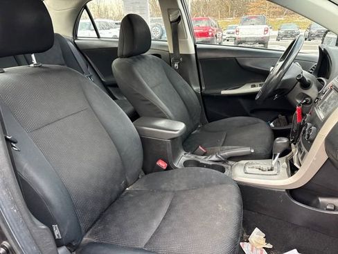Used 2010 Toyota Corolla S image 10