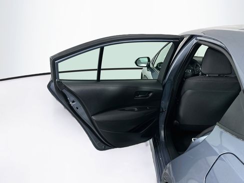 Used 2025 Toyota Corolla LE FWD image 25