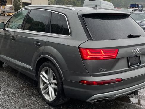 Used 2018 Audi Q7 3.0T Prestige w/ Prestige Package AWD/4WD image 3