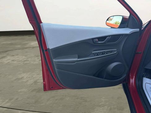 Used 2020 Hyundai Kona SE FWD image 10