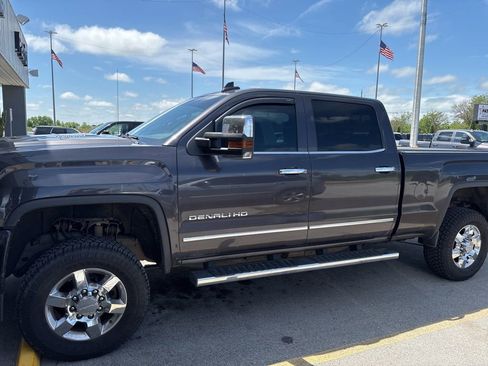 Used 2015 GMC Sierra 3500 Denali w/ Duramax Plus Package AWD/4WD image 2