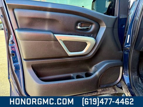 Used 2023 Nissan Titan SV w/ SV Convenience Package image 13