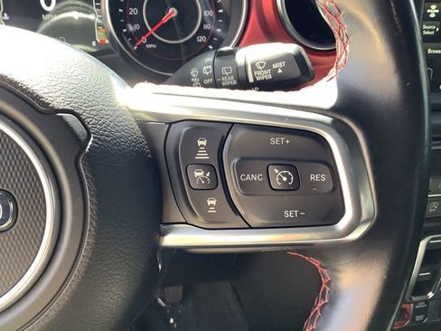 Used 2021 Jeep Wrangler Unlimited Rubicon AWD/4WD image 12