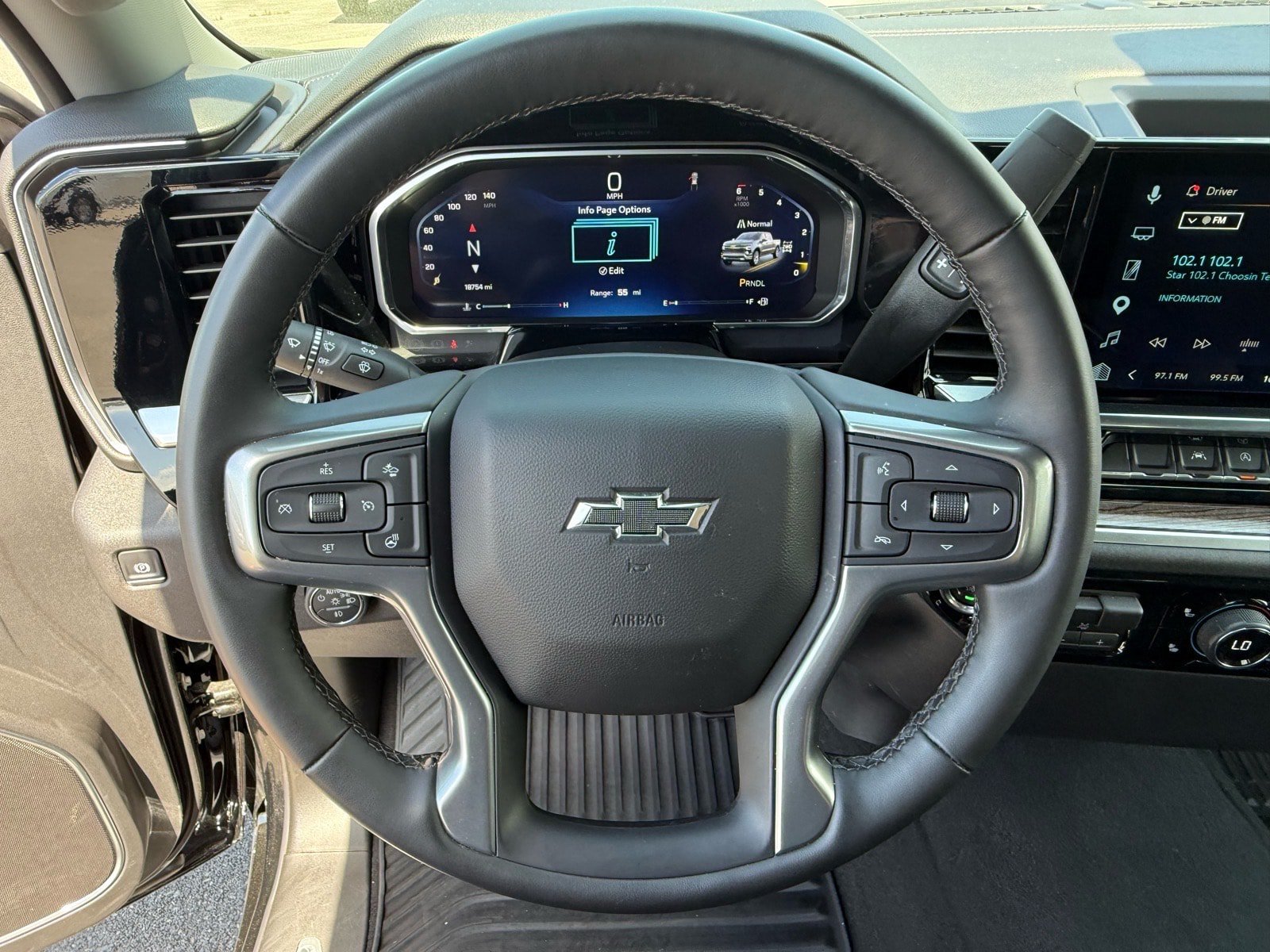 Used 2026 Chevrolet Silverado 1500 RST AWD/4WD image 14
