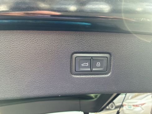 Used 2021 Audi Q7 3.0T Premium Plus w/ Premium Plus Package image 10