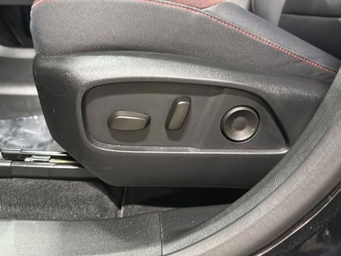 Used 2025 Chevrolet Equinox RS w/ Safety and Technology Package AWD/4WD image 15