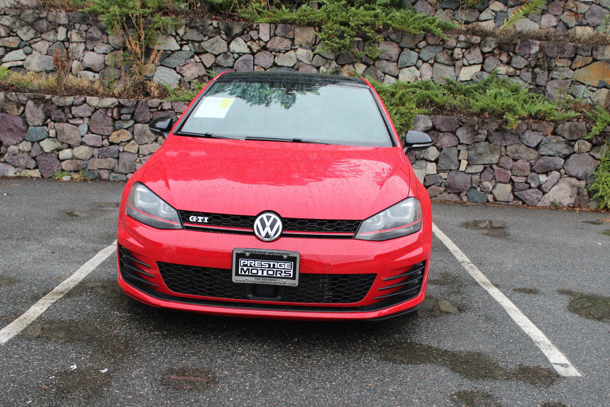 Used 2015 Volkswagen GTI Autobahn w/ Lighting Package (SEL) FWD image 3