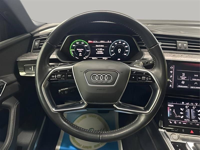 Used 2019 Audi e-tron Prestige w/ Prestige Package AWD/4WD image 20