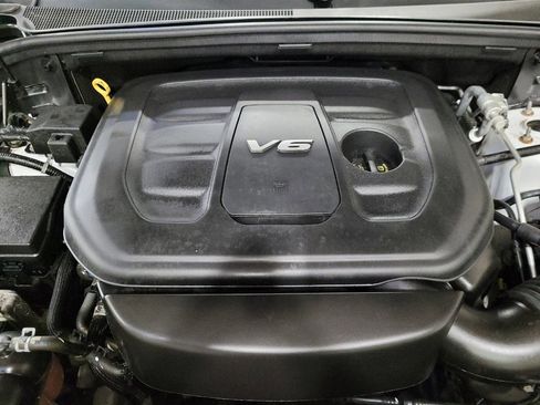 Used 2017 Jeep Grand Cherokee Altitude AWD/4WD image 30