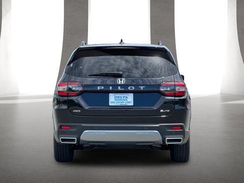 New 2026 Honda Pilot Elite image 5