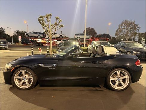 Used 2015 BMW Z4 sDrive35i image 18