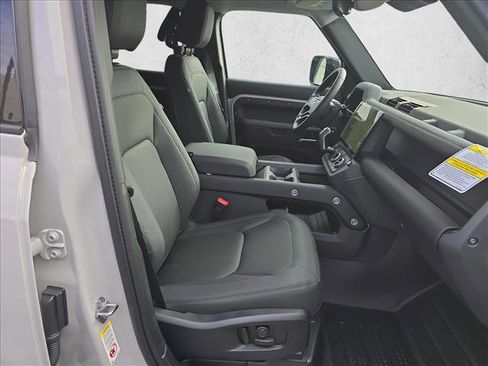 New 2026 Land Rover Defender 110 S image 10