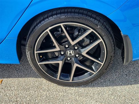 Used 2022 Honda Civic Sport Touring image 5
