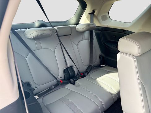 Used 2023 Honda Pilot Touring image 28