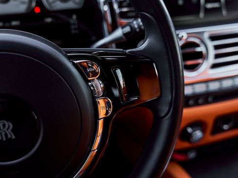 Used 2019 Rolls-Royce Wraith image 54