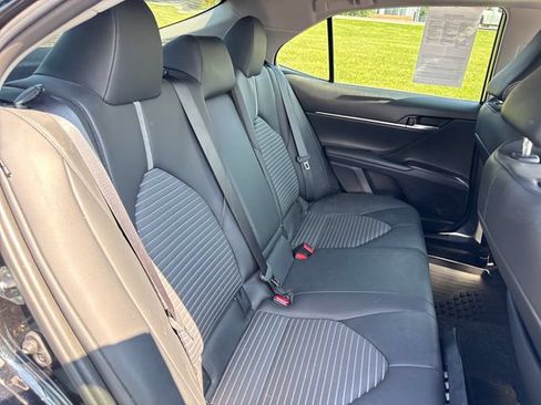 Used 2023 Toyota Camry SE w/ Cold Weather Package AWD/4WD image 14