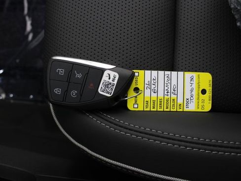 New 2026 Buick Envision Avenir image 9