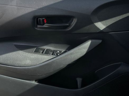Used 2024 Toyota Corolla LE FWD image 19
