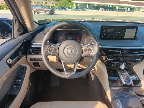 Used 2023 Acura MDX SH-AWD w/ Technology Package image 21