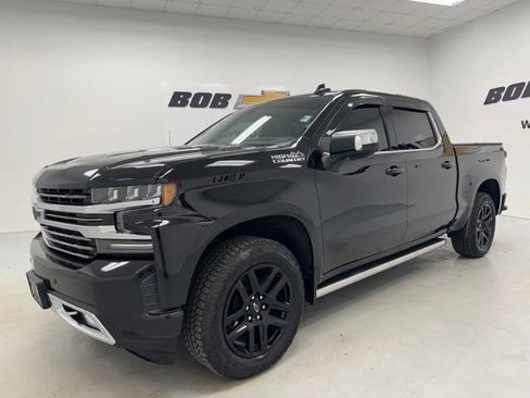 Used 2020 Chevrolet Silverado 1500 High Country w/ Technology Package AWD/4WD image 1