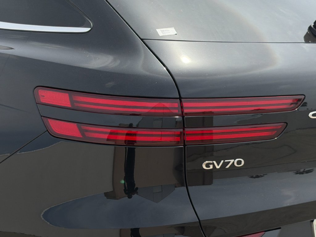 New 2026 Genesis GV70 2.5T Advanced AWD/4WD image 27