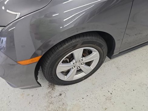 Used 2019 Honda Odyssey EX image 9