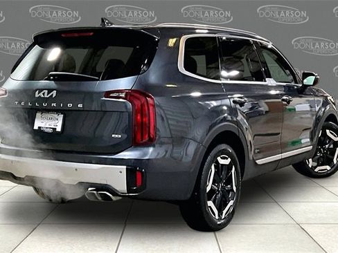 Used 2024 Kia Telluride S image 7