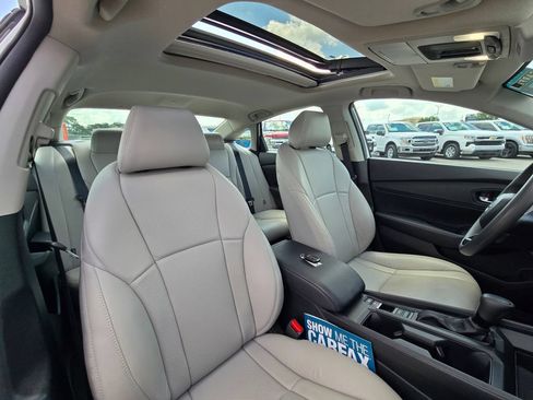 Used 2023 Honda Accord EX image 47