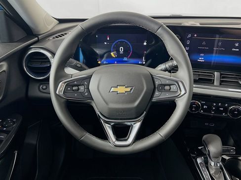 New 2026 Chevrolet Trax LT image 11