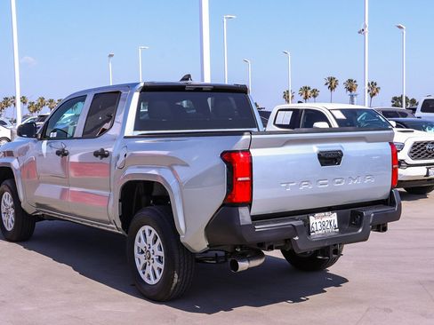 Certified 2026 Toyota Tacoma SR RWD image 5