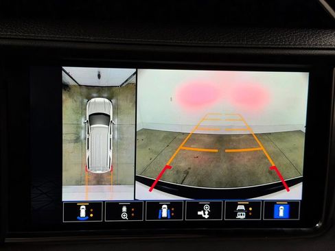 Certified 2023 GMC Yukon Denali image 48