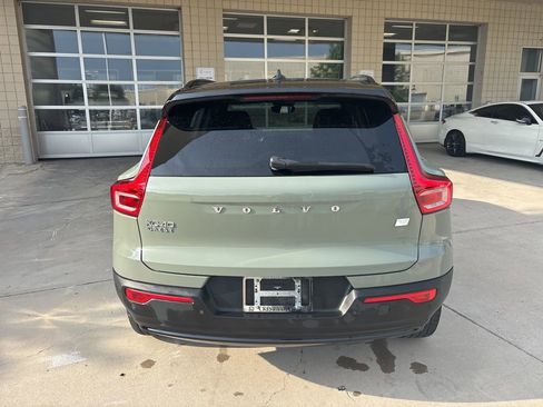 Used 2023 Volvo XC40 Recharge Ultimate AWD/4WD image 6