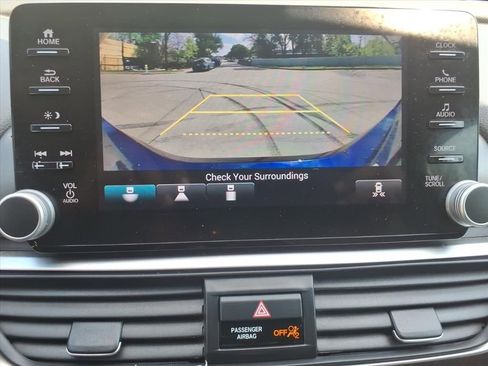 Used 2018 Honda Accord EX-L image 11