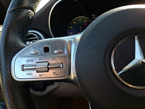 Used 2021 Mercedes-Benz C 300 Cabriolet image 19