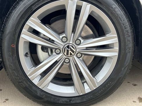 Used 2024 Volkswagen Jetta SE image 6