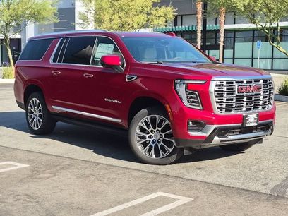 New 2026 GMC Yukon XL Denali w/ Sun & Power Step Package