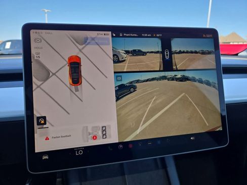 Used 2024 Tesla Model Y 2WD image 27