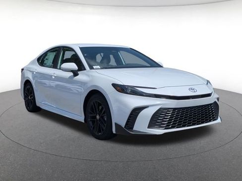 New 2026 Toyota Camry SE FWD image 8
