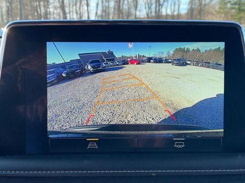 Certified 2024 Chevrolet Suburban Premier image 35