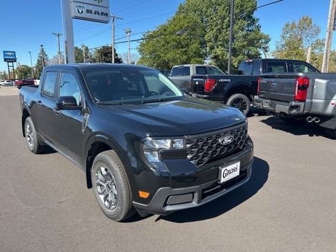 New 2025 Ford Maverick XLT w/ XLT Luxury Package image 2