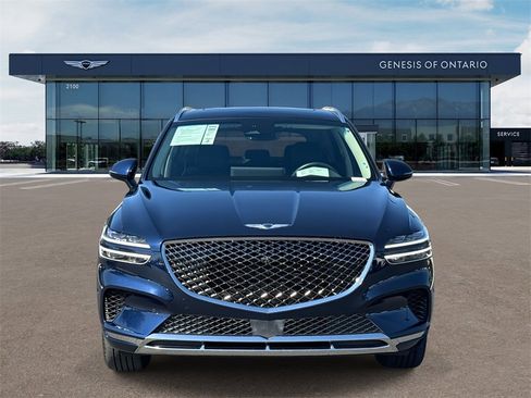 Used 2022 Genesis GV70 2.5T w/ Advanced Package image 6
